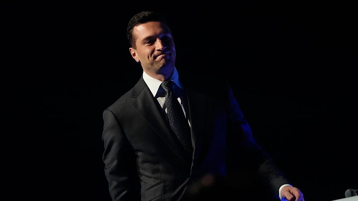 Bardella logra el 98,98 % de los votos y sigue al frente de la ultraderecha francesa
